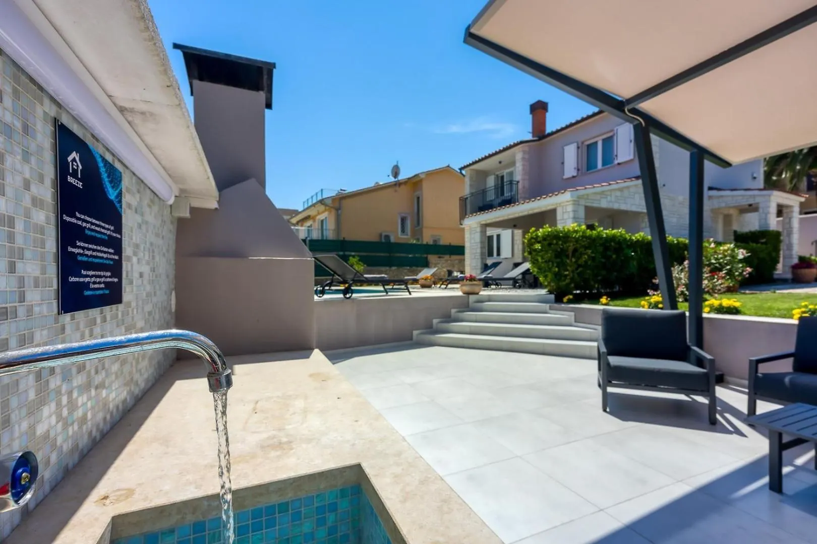 Villa Breeze Holiday Home - Sea View Premantura